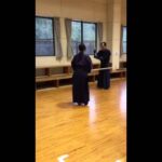 Entrenamiento de tai atari en Kendo